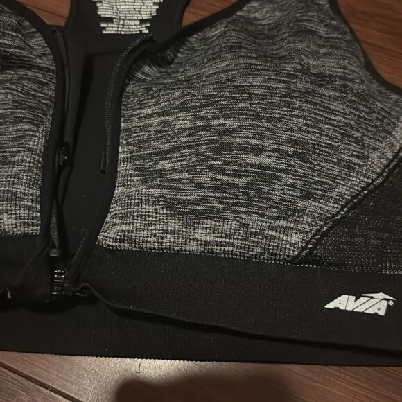 Avia Heathered Black Sports Bra Zip Up Front Padded & Clip Closure NWOT Size XL - Picture 2 of 5